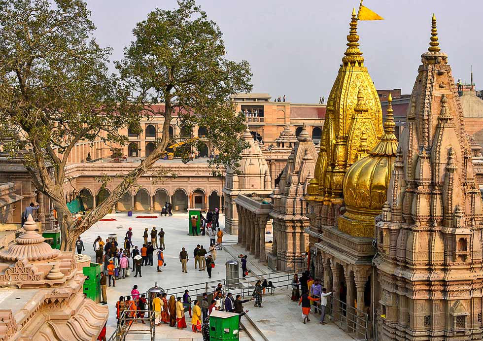 भारत के 10 सबसे पवित्र हिंदू मंदिर और उनका आध्यात्मिक महत्व